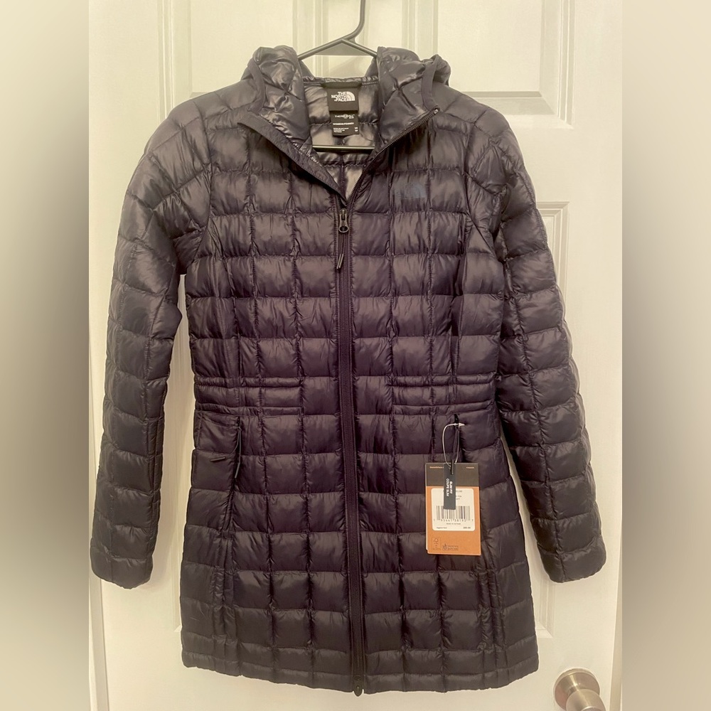 NWT Womens Northface puffer jacket